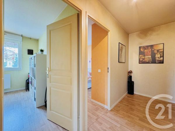 Appartement 3 à vendre  3 pièces - 60 m 2   STRASBOURG  - 67