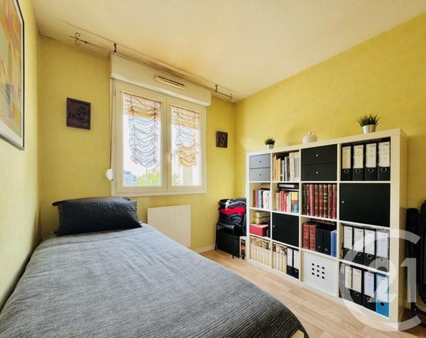 Appartement 3 à vendre  3 pièces - 60 m 2   STRASBOURG  - 67