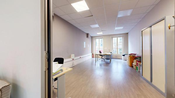 Local Commercial 2 pièces - 51 m² Exclusivité efficity