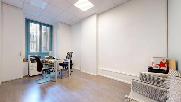 Local Commercial 2 pièces - 51 m² Exclusivité efficity