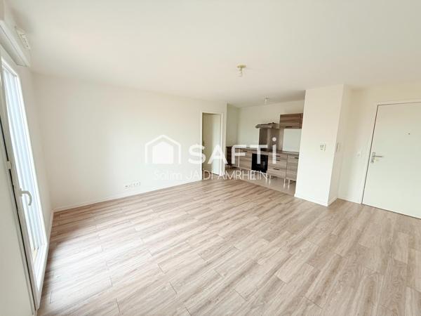 À Brie-Comte-Robert, 3 pièce, balcon, 2 places de parkings