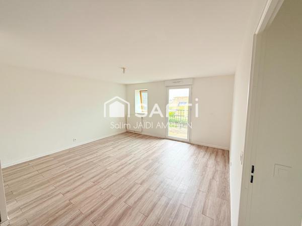 À Brie-Comte-Robert, 3 pièce, balcon, 2 places de parkings