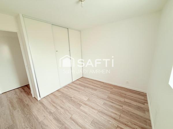 À Brie-Comte-Robert, 3 pièce, balcon, 2 places de parkings