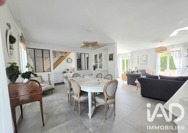 Maison à vendre 6 pièces 150 m² La Rivière-de-Corps