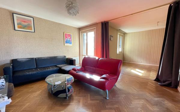 Appartement à vendre    4 pièces • 94 m2 Onet-le-Château