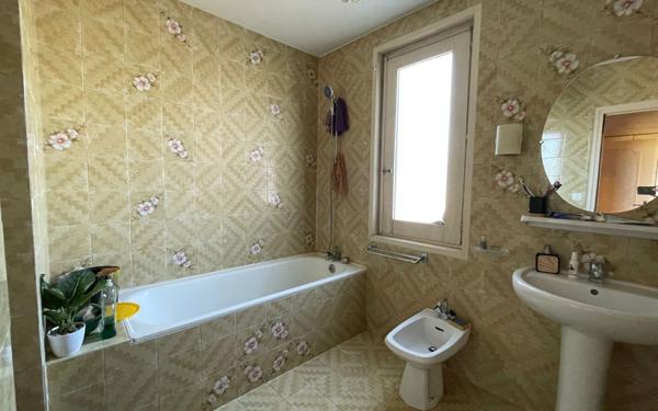 Appartement à vendre    4 pièces • 94 m2 Onet-le-Château