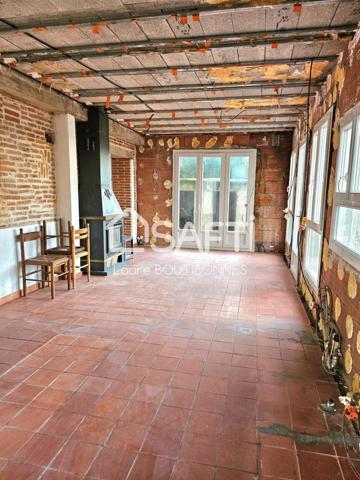 Maison avec jardin arboré