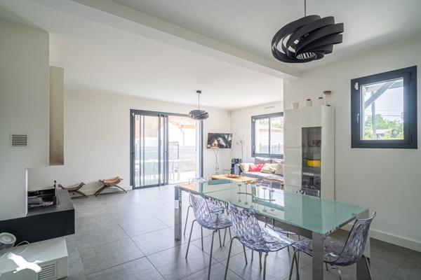 Maison à vendre |  Léognan |  5 pièces | 139 m²