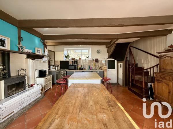 Maison 8 pièces de 210 m² à Quettreville-sur-Sienne (50660)