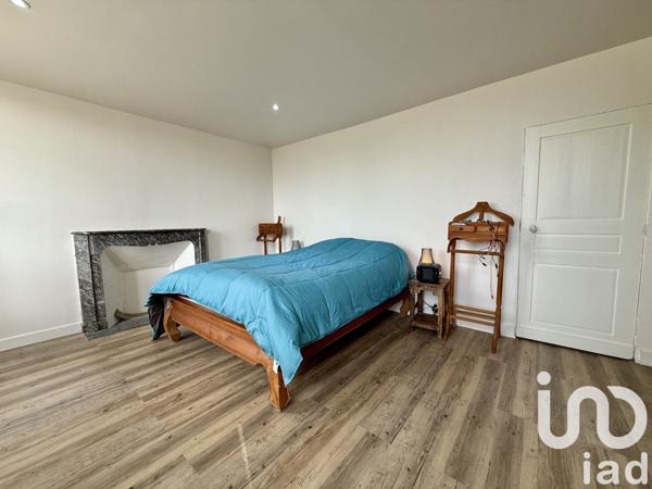 Maison 8 pièces de 210 m² à Quettreville-sur-Sienne (50660)