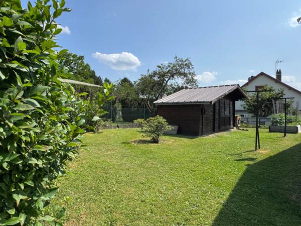 PAVILLON INDIVIDUEL DE PLAIN PIED, 3 CHAMBRES ET UN BUREAU