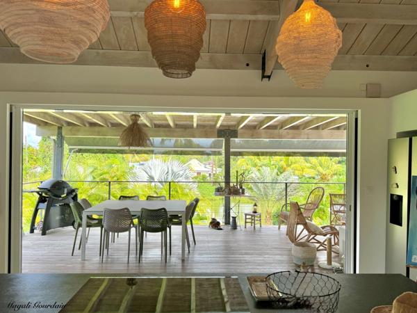 VILLA CONTEMPORAINE D'EXCEPTION - SAINTE ANNE