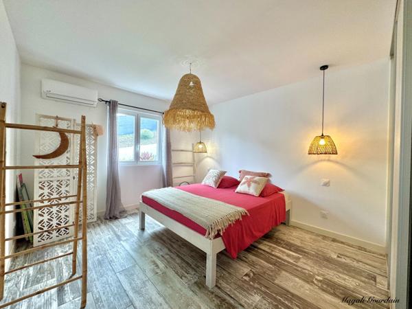 VILLA CONTEMPORAINE D'EXCEPTION - SAINTE ANNE