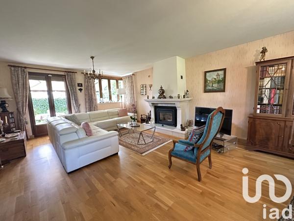 Maison à vendre 8 pièces 159 m² Villecresnes