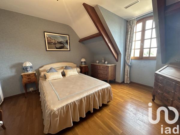 Maison à vendre 8 pièces 159 m² Villecresnes