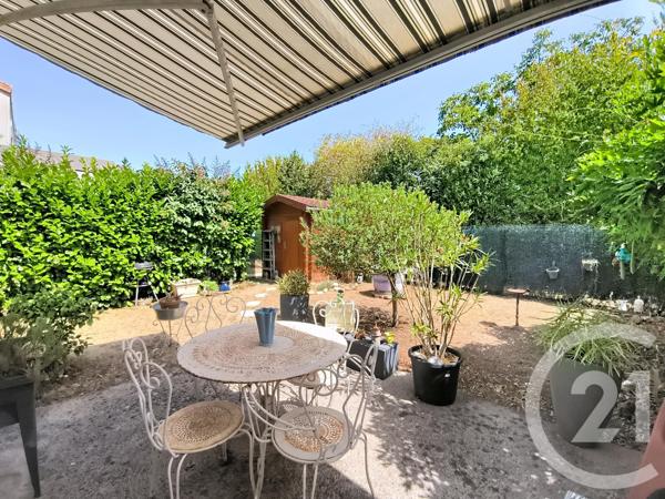 Maison à vendre  4 pièces - 80 m 2   VOUNEUIL SOUS BIARD  - 86
