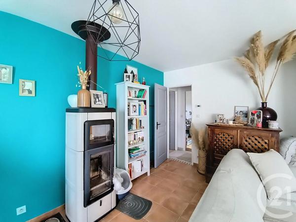 Maison à vendre  4 pièces - 80 m 2   VOUNEUIL SOUS BIARD  - 86