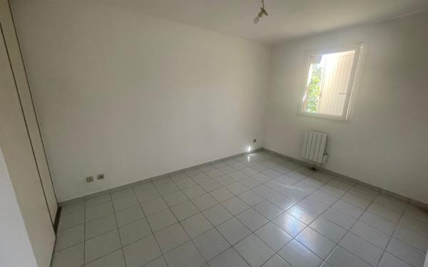Appartement à vendre    3 pièces • 60,65 m2 Istres