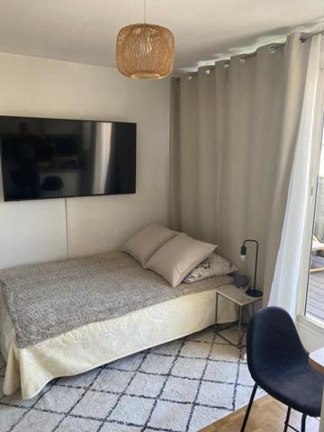 Appartement à vendre 233 200 € Paris 17 1 pièce 21 m² DPE F