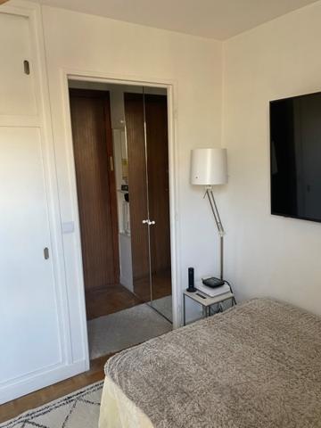 Appartement à vendre 233 200 € Paris 17 1 pièce 21 m² DPE F
