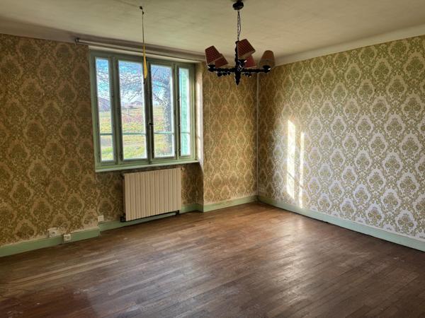 Corps de ferme au bout d'une impasse.