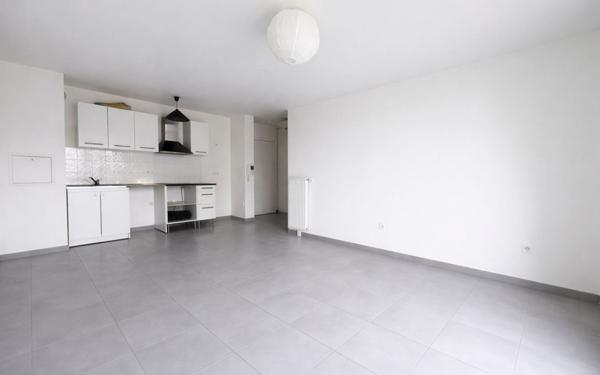 Appartement à vendre    3 pièces •  Bussy-Saint-Georges