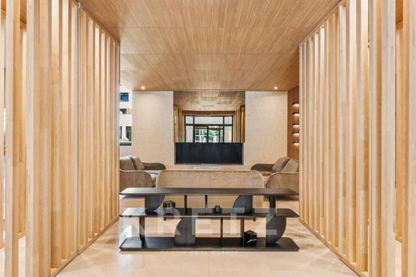 Appartement familial en plein coeur de Neuilly dans une résidence neuve haut de gamme.