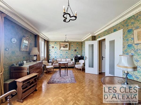 EXCLUSIVITÉ – LES CLÉS D’ALEXIA  Grand T5 de 117 m² – Vue imprenable sur Lyon !