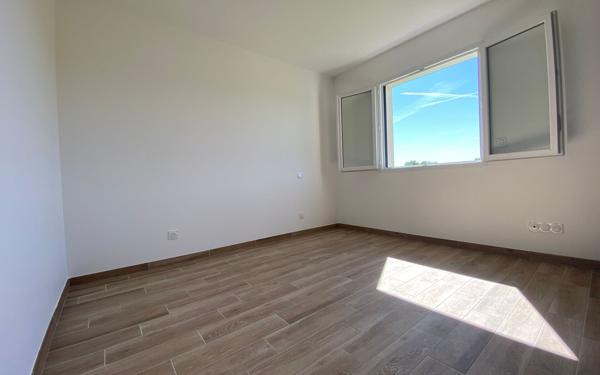 Maison à vendre    5 pièces •  Bressols