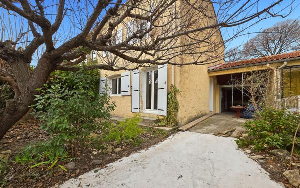 Maison à vendre    4 pièces •  Lambesc