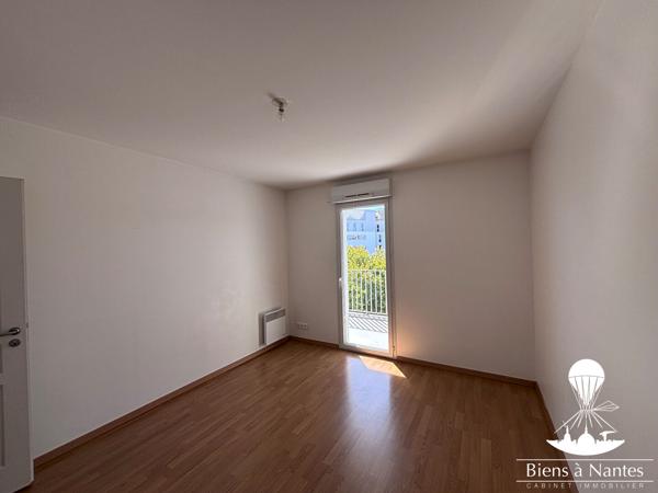 Appartement T2 Coup de Coeur, Terrasse 14 m² , Box fermé, Cité des Congrès , Nantes