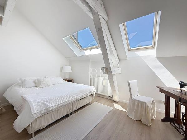 Appartement à vendre 4 pièces + bureau de 145,38 m2 utiles et 138,44 m2 ANNEMASSE (74)