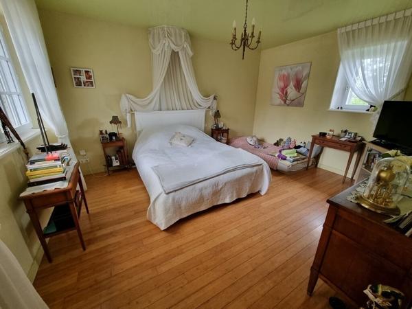 Magnifique propriété aux portes de Landerneau 449 900 € H.A.I.*