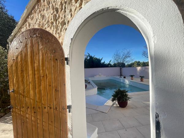 A vendre d'AIX EN PROVENCE mas renové 250m² propriété sur un terrain de 7 851 m²