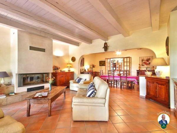 Vente / Immeuble à Vidauban (83550)