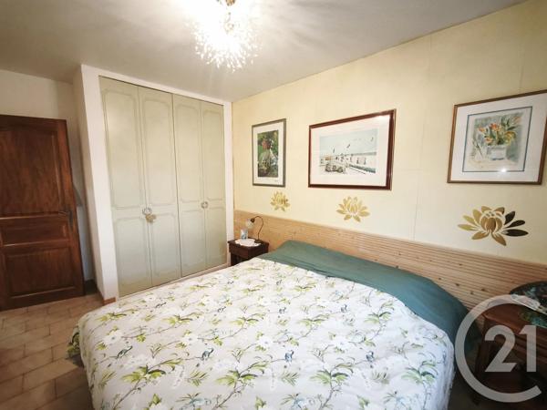 Maison à vendre  5 pièces - 102 m 2   MARIGNANE  - 13