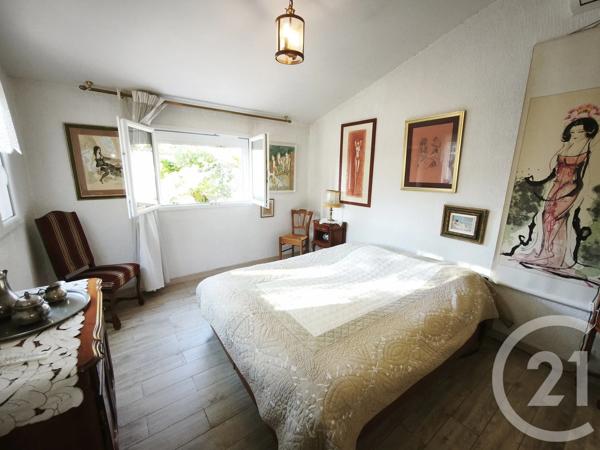 Maison à vendre  5 pièces - 102 m 2   MARIGNANE  - 13