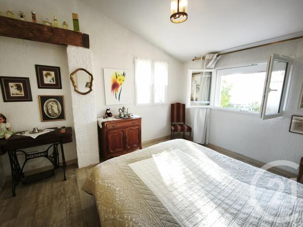 Maison à vendre  5 pièces - 102 m 2   MARIGNANE  - 13