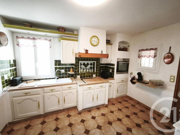 Maison à vendre  5 pièces - 102 m 2   MARIGNANE  - 13