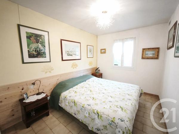 Maison à vendre  5 pièces - 102 m 2   MARIGNANE  - 13