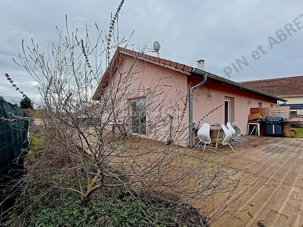 Vente                                                      Maison
                        
                     5 pièces                      89 m2                     à La Tour-du-Pin