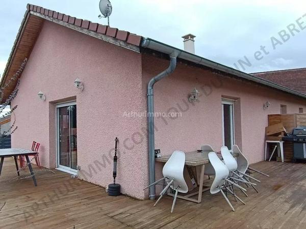 Vente                                                      Maison
                        
                     5 pièces                      89 m2                     à La Tour-du-Pin