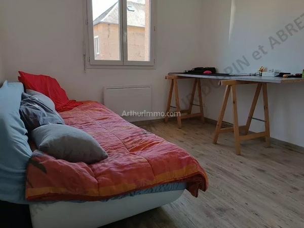 Vente                                                      Maison
                        
                     5 pièces                      89 m2                     à La Tour-du-Pin