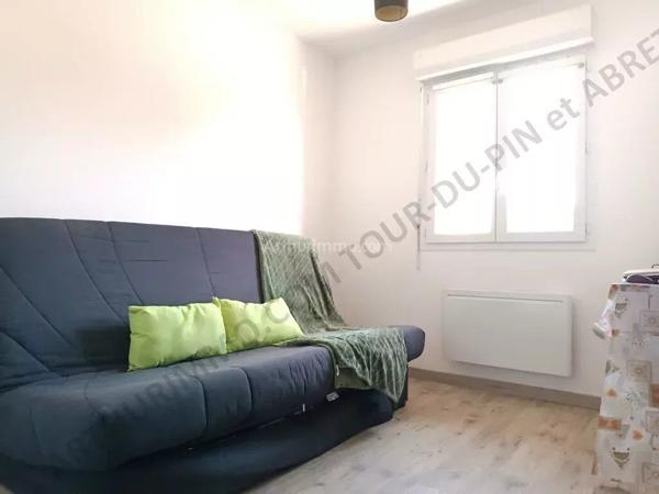 Vente                                                      Maison
                        
                     5 pièces                      89 m2                     à La Tour-du-Pin