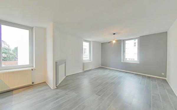 Appartement à louer    3 pièces • 75,39 m2 Valence