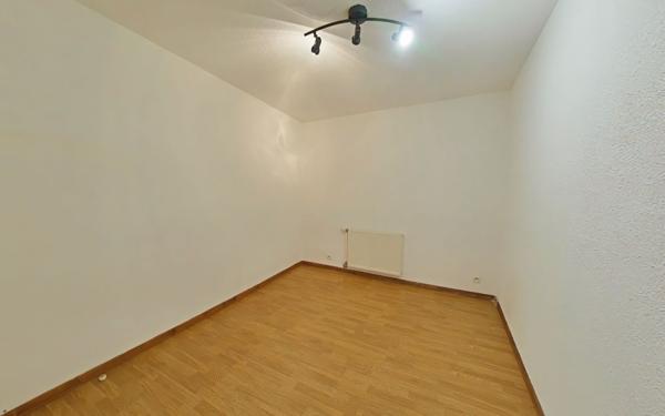 Appartement à louer    3 pièces • 75,39 m2 Valence