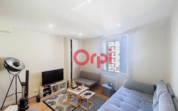 Appartement à louer    1 pièce • 24,98 m2 Annemasse