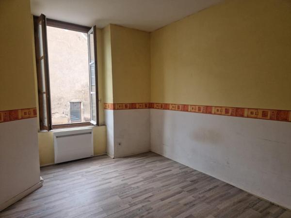 Immeuble de 4 logements pour investisseur