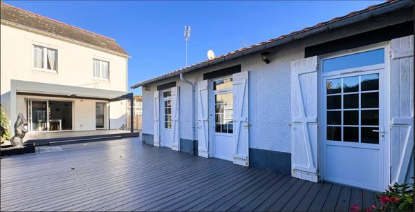 LA BAULE ? MAISON BAULOISE RÉNOVÉE AVEC DÉPENDANCE ? PROCHE PLAGE & COMMERCES