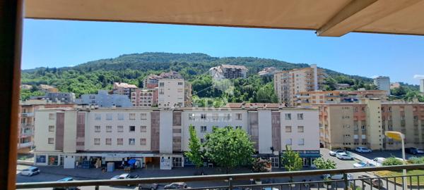 A vendre à GAP,  2 pièces de 47m²